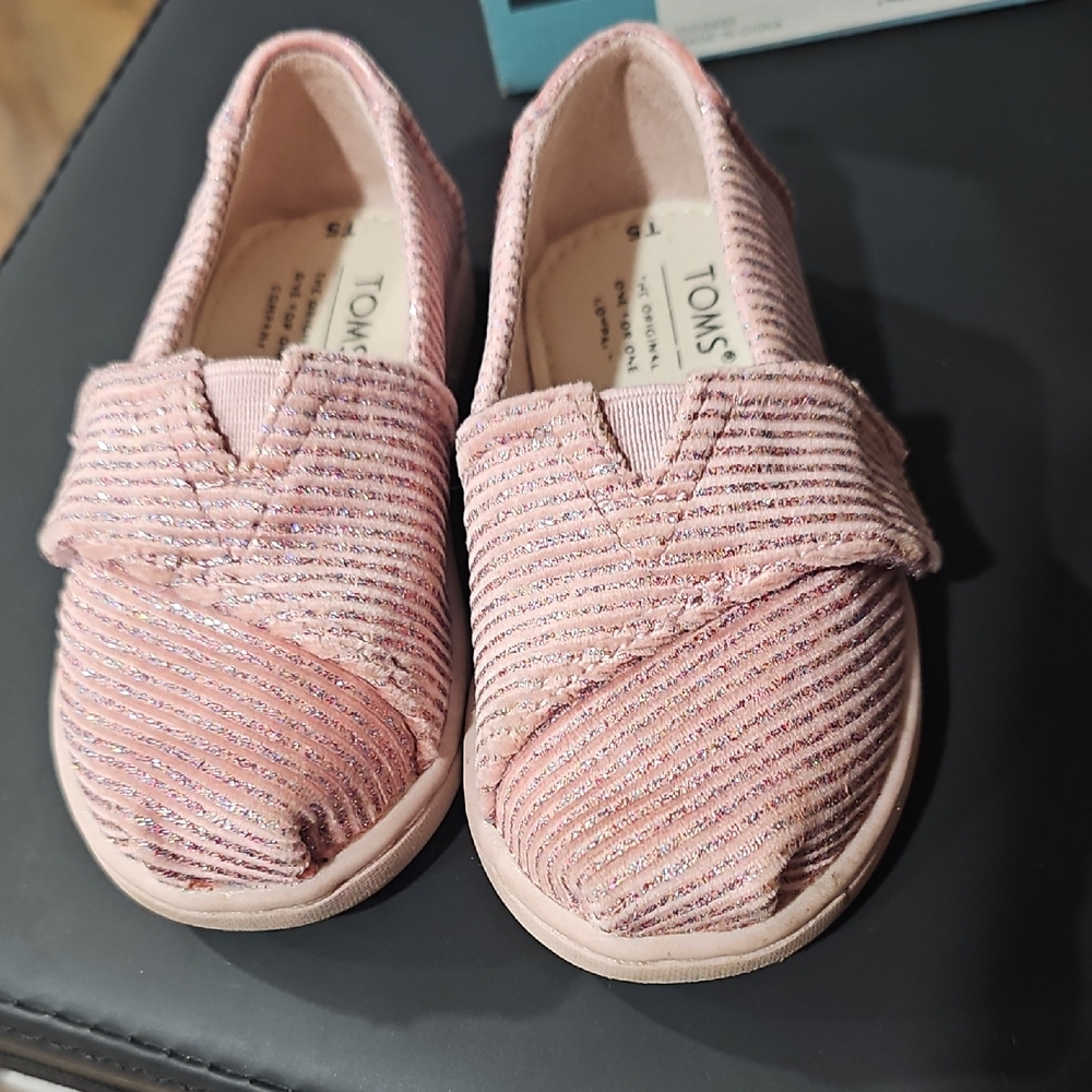 TOMS Sparkling Pink Knit Alpargata